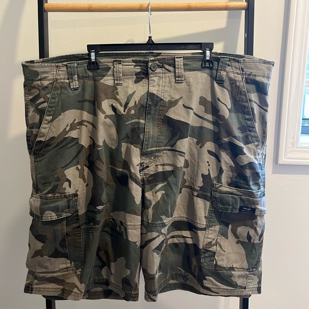 Camouflage Cargo Shorts wrangler
